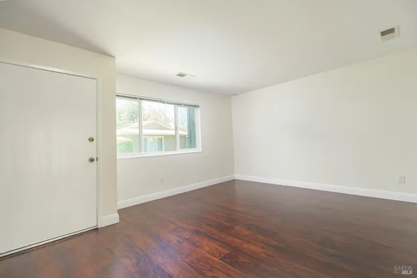 $653,500 | 32 C Oliva Drive, Novato, CA 94947