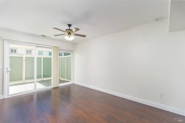 $653,500 | 32 C Oliva Drive, Novato, CA 94947