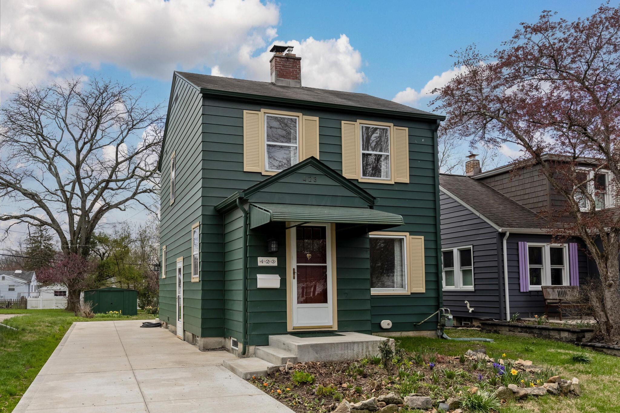 423 Garden Road Columbus, OH 43214 - Photo 1 of 29 Exterior