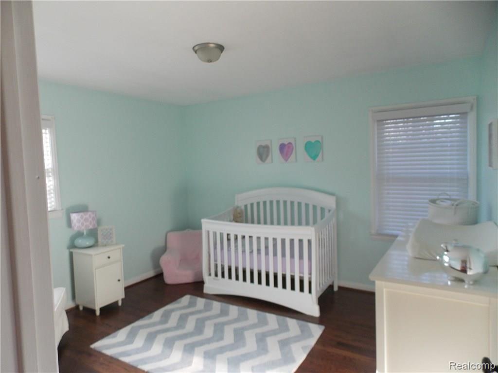 991 North Oxford Road Grosse Pointe, MI 48236 - Photo 13 of 19 DSCN1811.JPG
