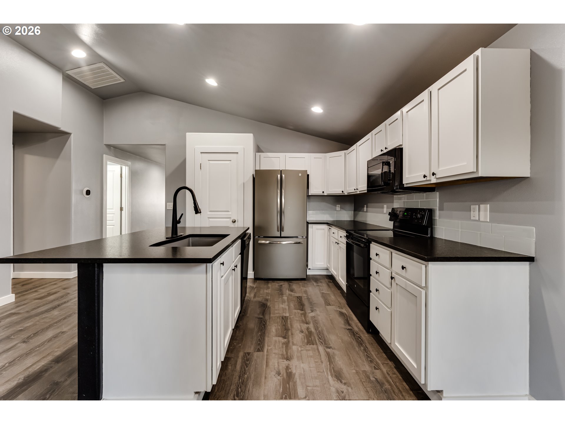 5854 Avalon Street Eugene, OR 97402 - Photo 14 of 37