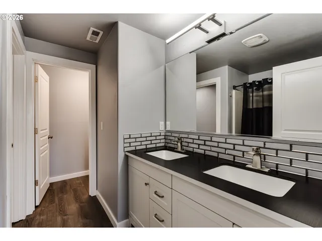 $410,000 | 5854 Avalon Street, Eugene, OR 97402