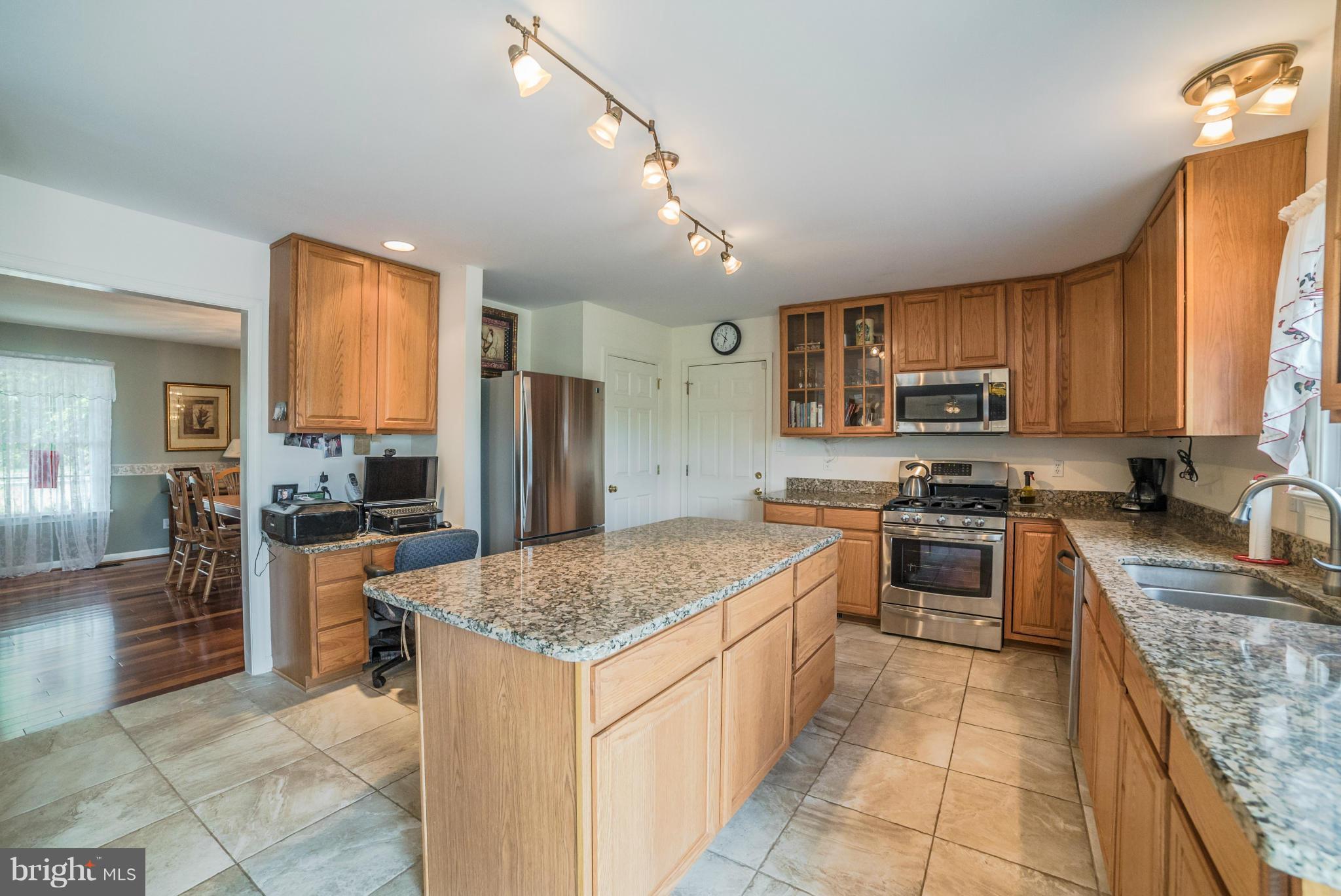 2522 Ruthsburg Road Centreville, MD 21617 - Photo 3 of 30 Large kitchen Island