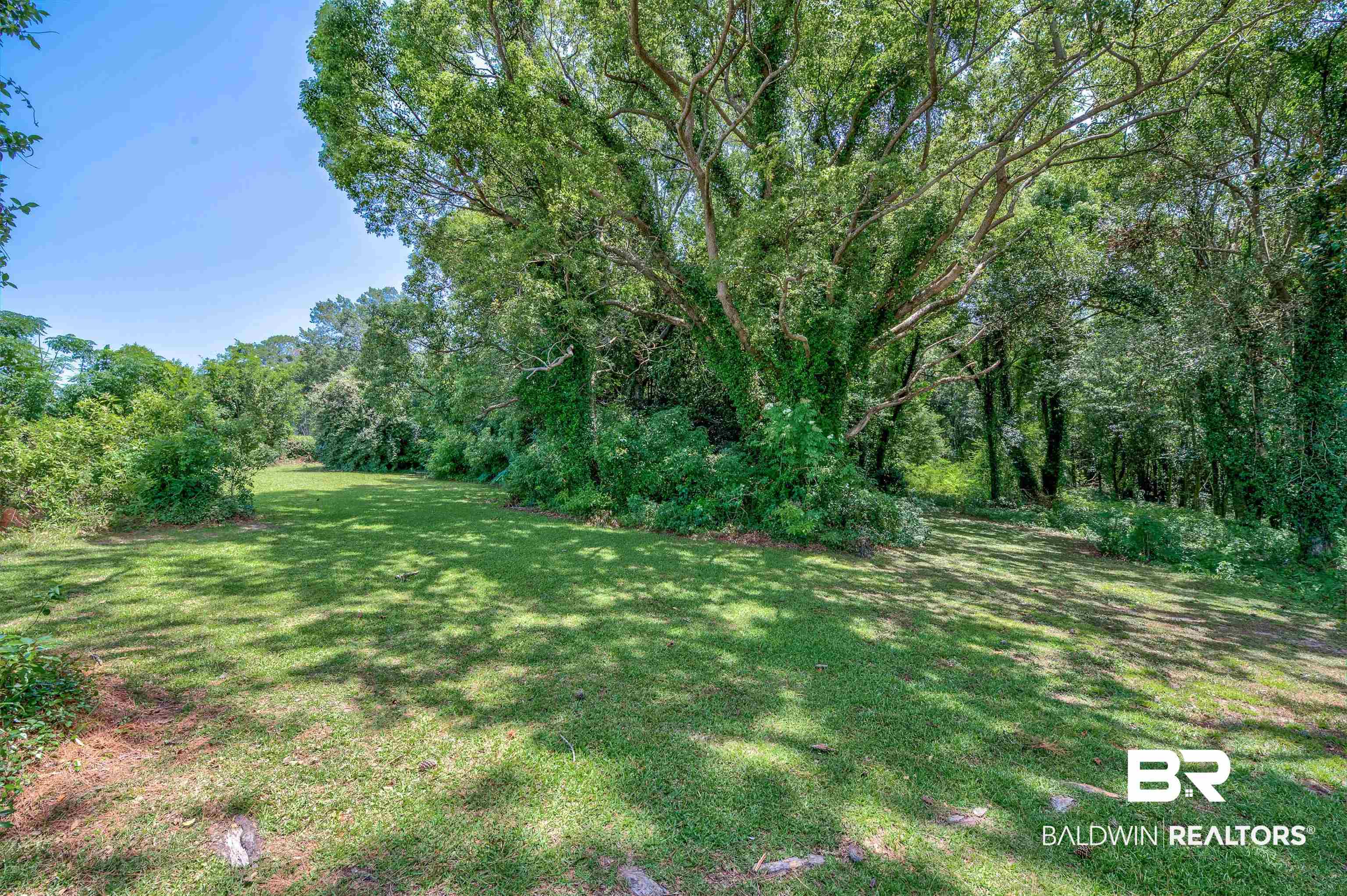 22969 Main Street Fairhope, AL 36532 - Photo 11 of 33