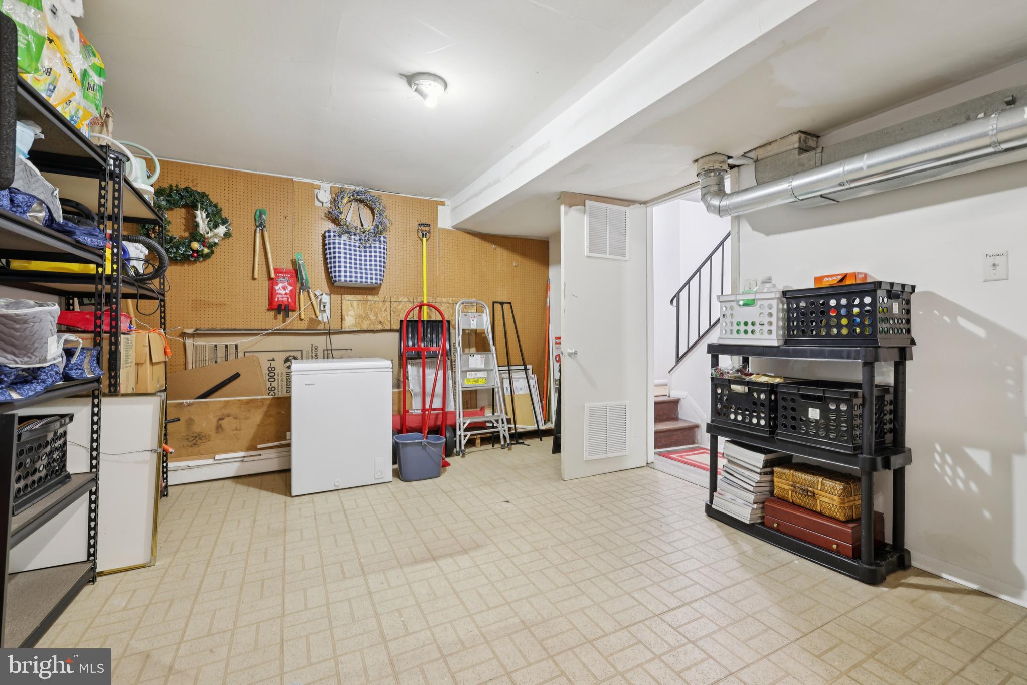 1902 Greenberry Road Baltimore, MD 21209 - Photo 13 of 41