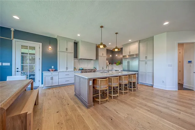 $1,687,000 | 2004 Caymus Court, Baden, PA 15005