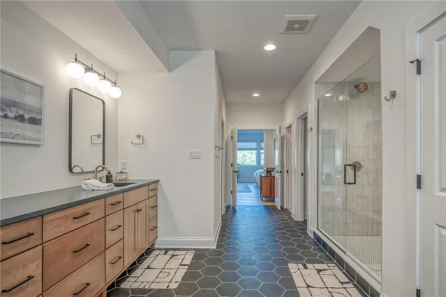 $1,687,000 | 2004 Caymus Court, Baden, PA 15005