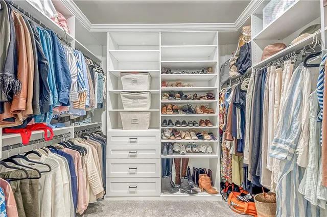 $1,687,000 | 2004 Caymus Court, Baden, PA 15005