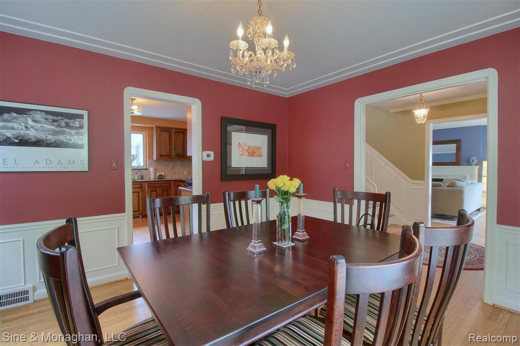 1354 Whittier Road Grosse Pointe Park, MI 48230 - Photo 11 of 40