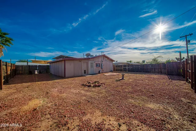 $244,900 | 317 Peretz Circle, Morristown, AZ 85342