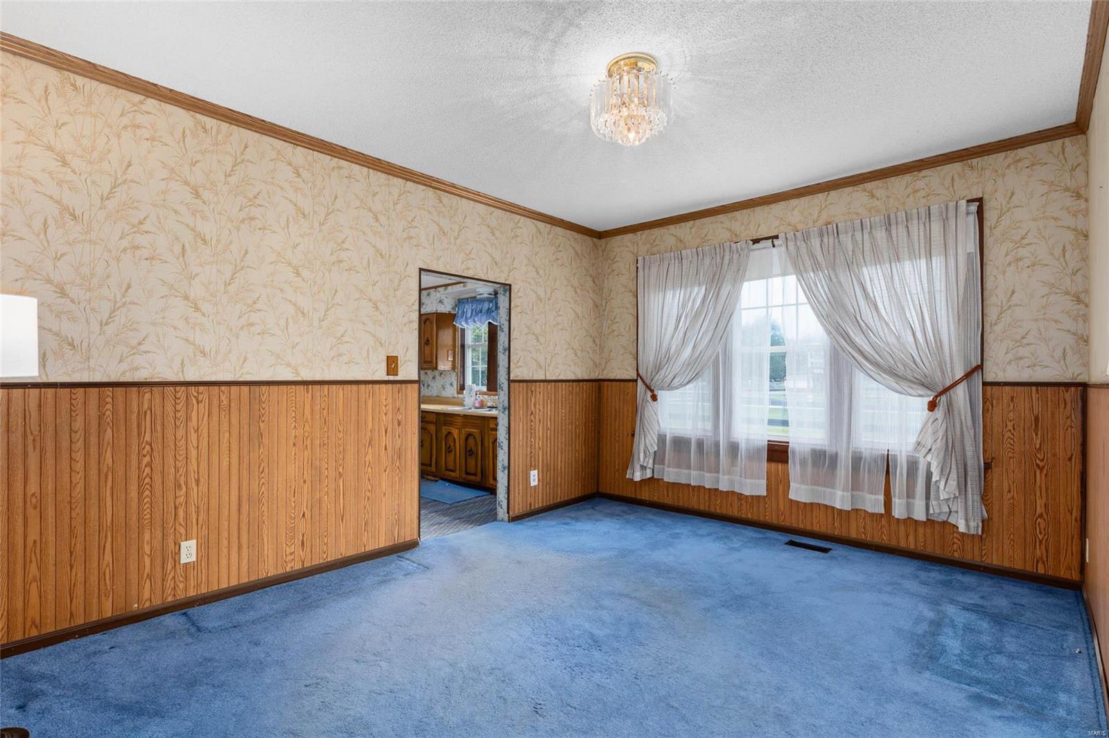 614 West Maple Street Gillespie, IL 62033 - Photo 12 of 24