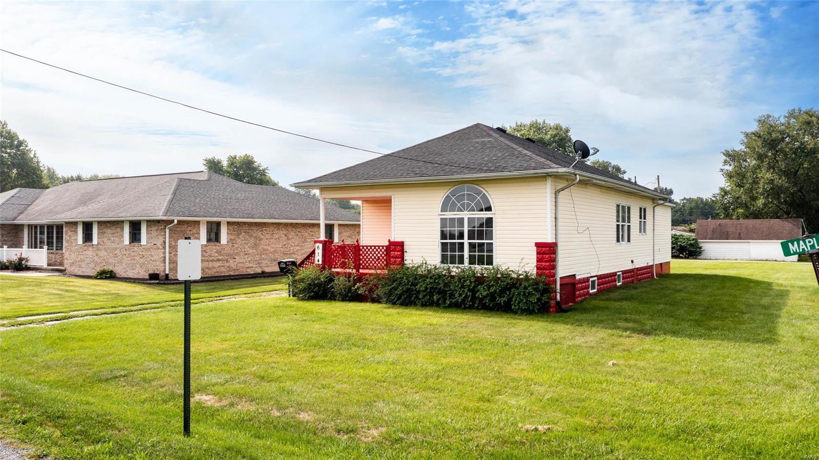 614 West Maple Street Gillespie, IL 62033 - Photo 23 of 24