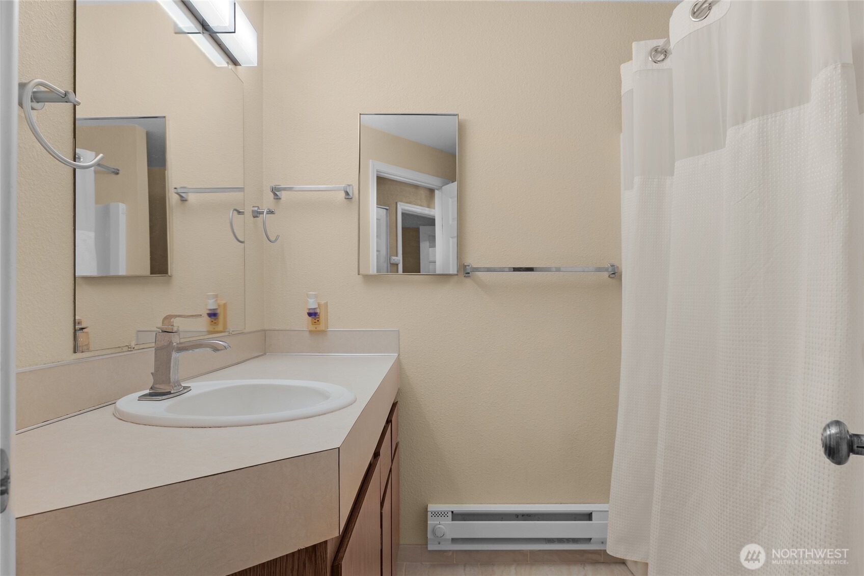 1541 Sheridan Road, Unit C2 Bremerton, WA 98310 - Photo 15 of 25 Gallery Image 15