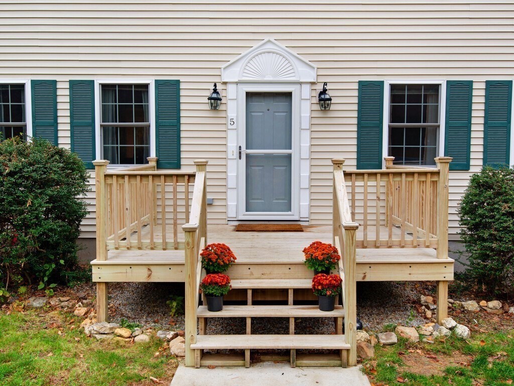 5 Ladd Road Sturbridge, MA 01566 - Photo 6 of 32