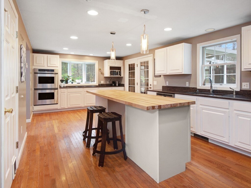 5 Ladd Road Sturbridge, MA 01566 - Photo 7 of 32