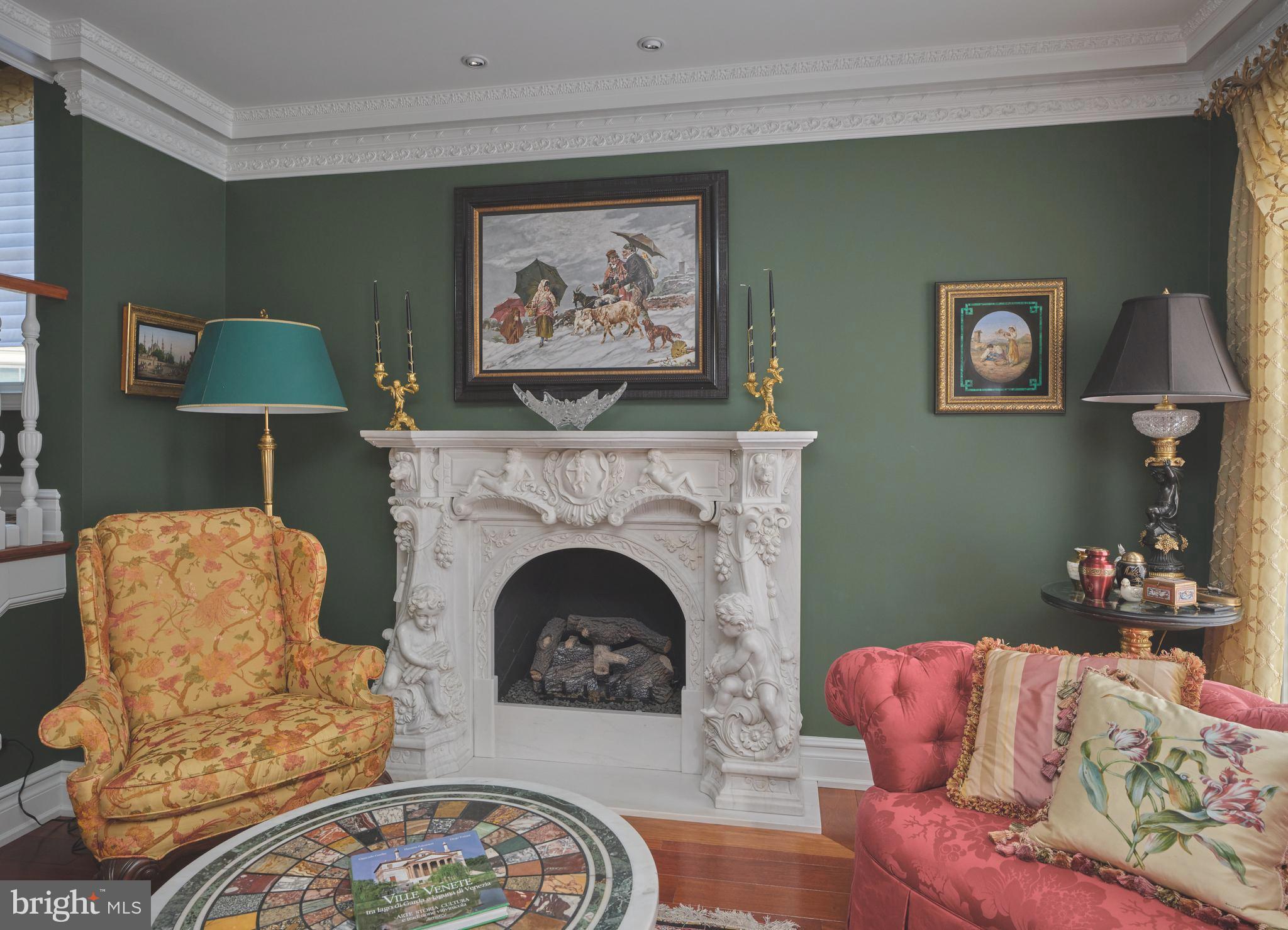 34 West Mechanic Street New Hope, PA 18938 - Photo 11 of 39 a living room with furniture and a fireplace