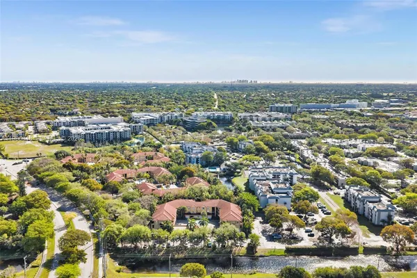 $345,000 | 771 North Pine Island Road, Unit 303, Plantation, FL 33324