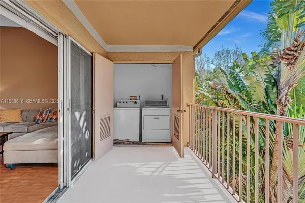 $345,000 | 771 North Pine Island Road, Unit 303, Plantation, FL 33324