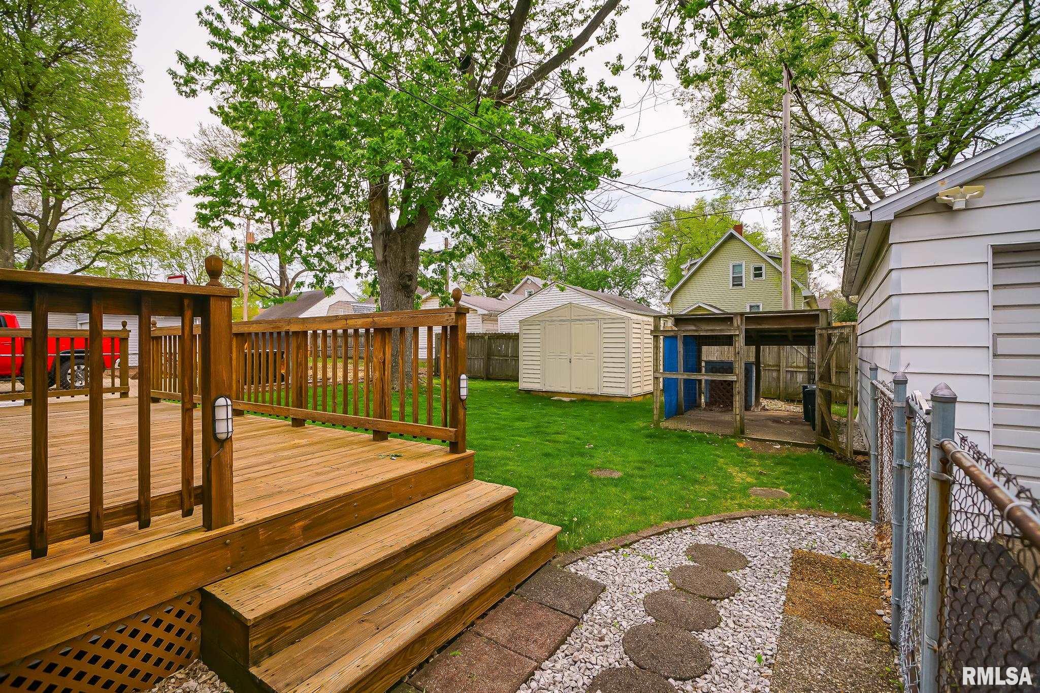 914 Henrietta Street Pekin, IL 61554 - Photo 6 of 61
