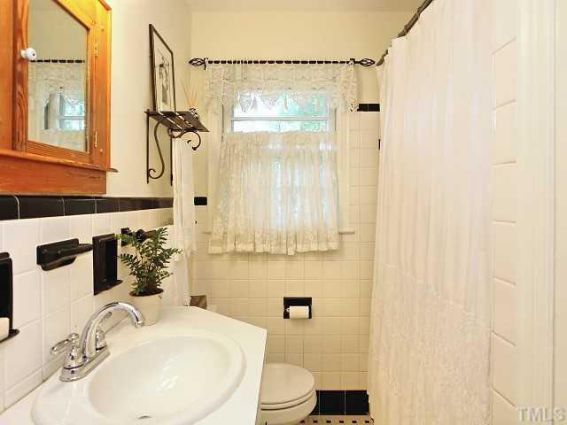 3309 Turnbridge Drive Raleigh, NC 27609 - Photo 12 of 18 Photo 12