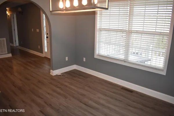 $569,900 | 2147 Aaron Court, Sevierville, TN 37876