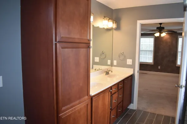 $569,900 | 2147 Aaron Court, Sevierville, TN 37876