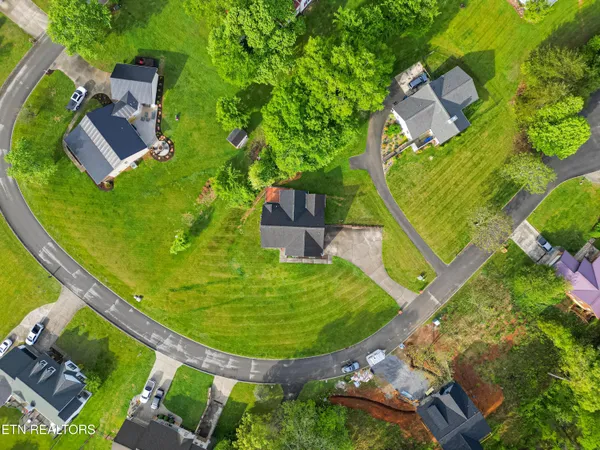 $569,900 | 2147 Aaron Court, Sevierville, TN 37876