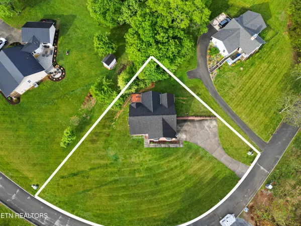 $569,900 | 2147 Aaron Court, Sevierville, TN 37876