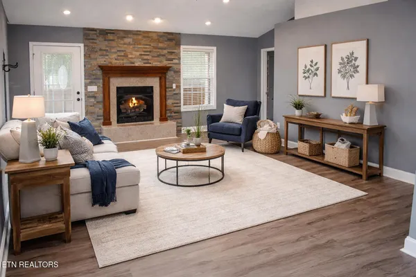 $569,900 | 2147 Aaron Court, Sevierville, TN 37876