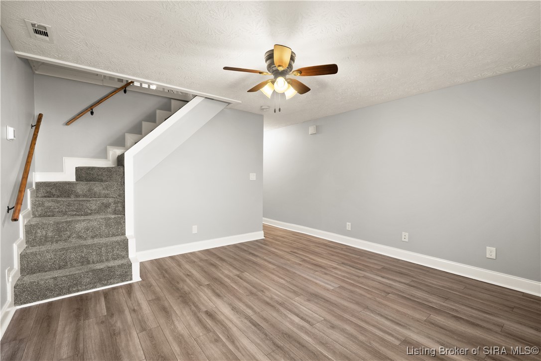 1409 Locust Street New Albany, IN 47150 - Photo 11 of 50