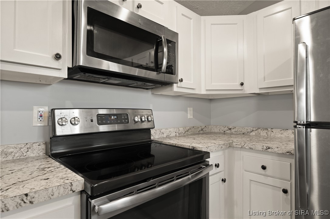 1409 Locust Street New Albany, IN 47150 - Photo 27 of 50