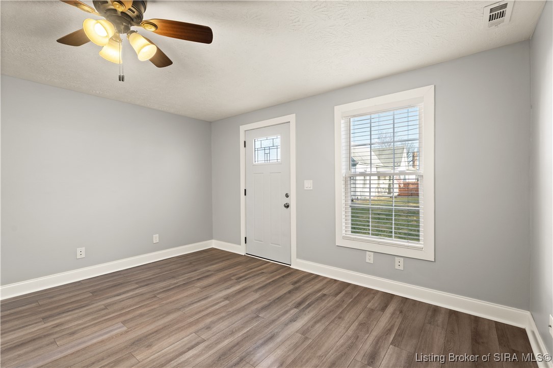 1409 Locust Street New Albany, IN 47150 - Photo 10 of 50