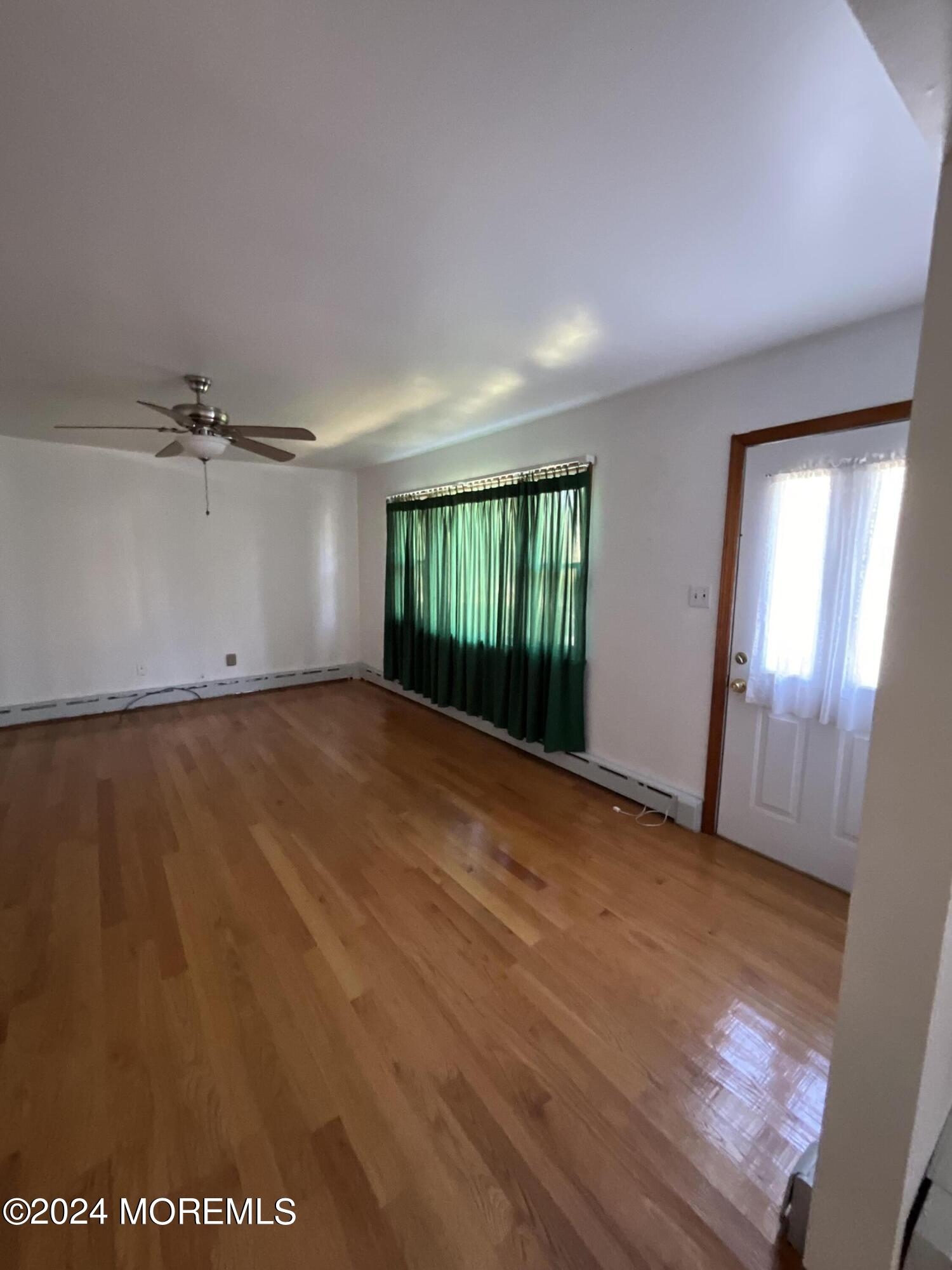 27 Locust Street Cliffwood, NJ 07721 - Photo 6 of 19 5E454712-8865-4D47-A534-DB4F8786B1B8