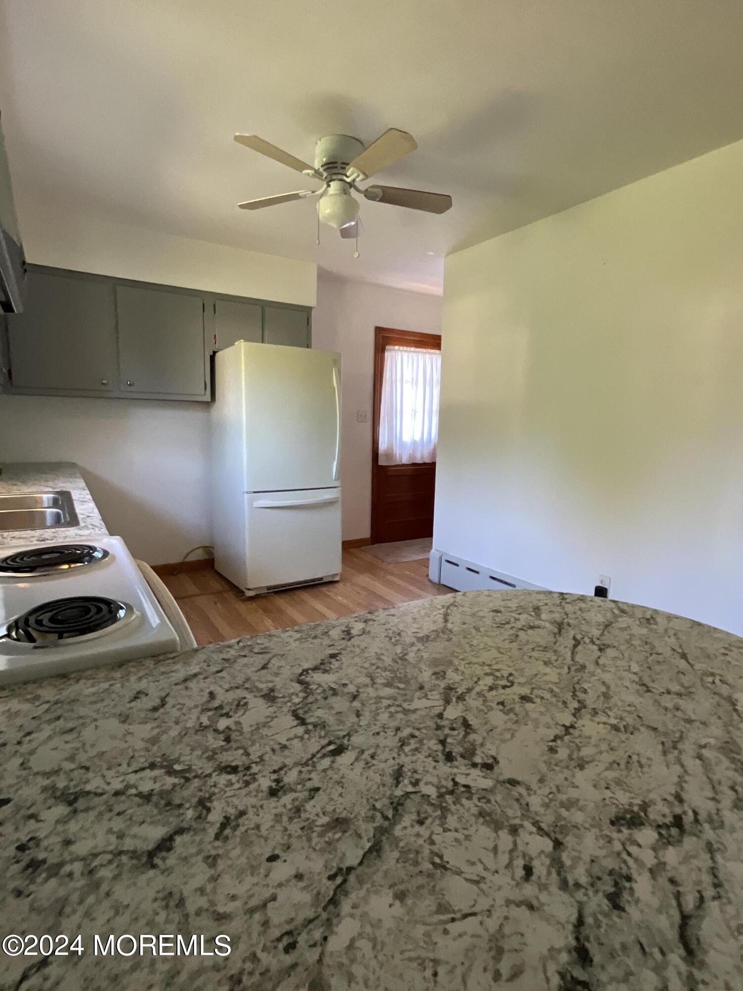 27 Locust Street Cliffwood, NJ 07721 - Photo 9 of 19 12B74714-82D5-4FD0-B7AF-87766D0C359B