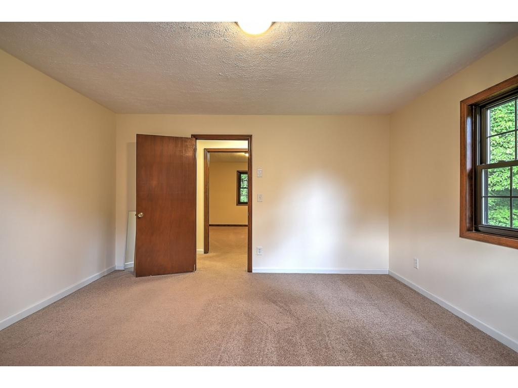 800 Ray Clark Road Elizabethton, TN 37643 - Photo 18 of 34 Photo 18