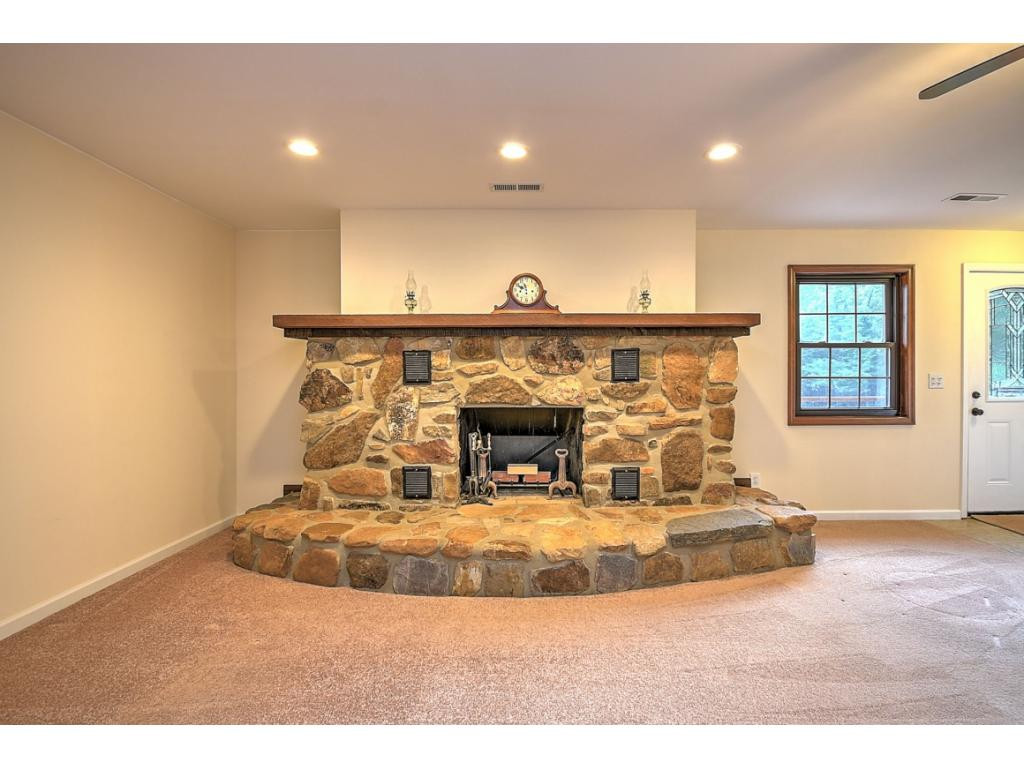 800 Ray Clark Road Elizabethton, TN 37643 - Photo 7 of 34 Photo 7