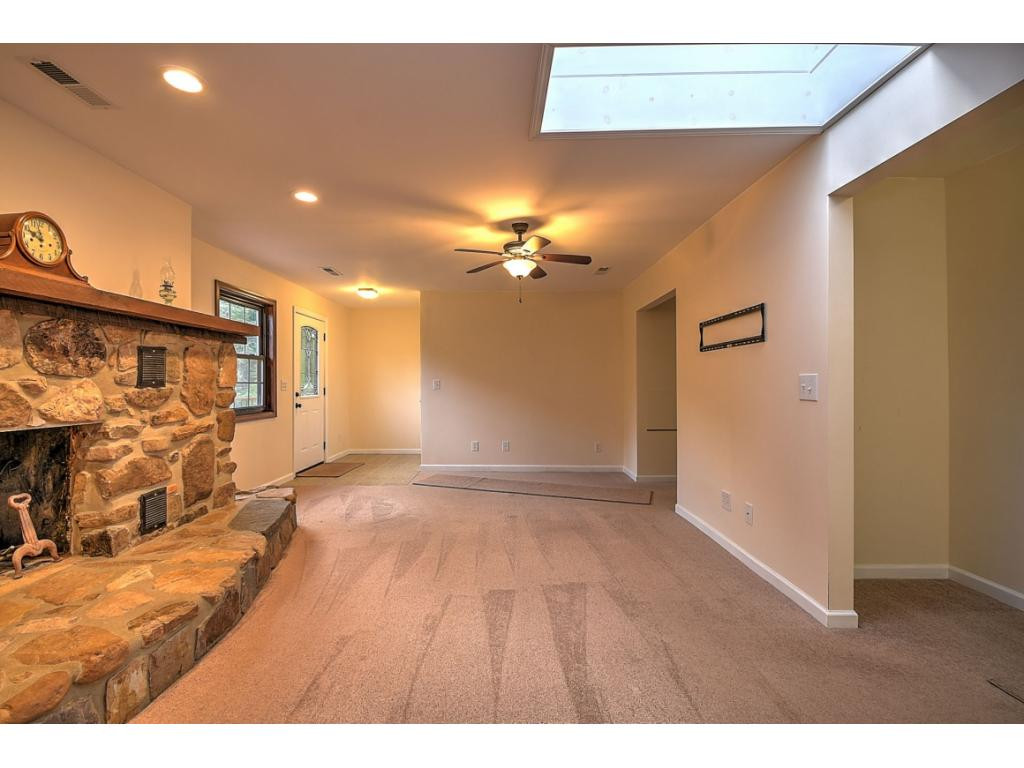 800 Ray Clark Road Elizabethton, TN 37643 - Photo 8 of 34 Photo 8