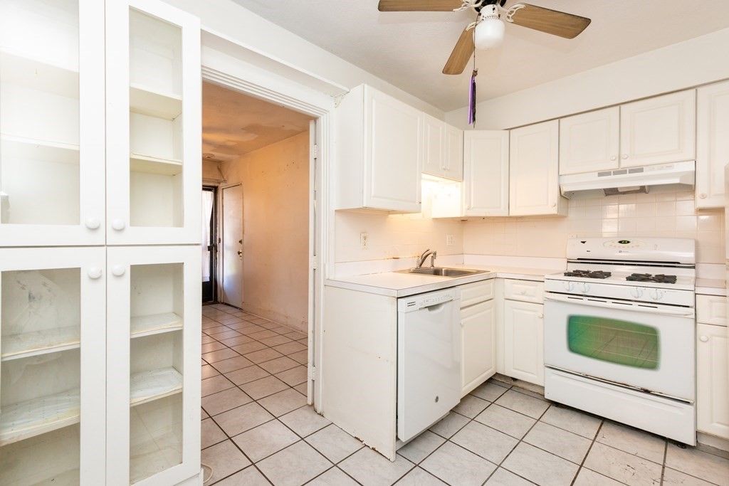 120 Lanark Road, Unit 3 Boston, MA 02135 - Photo 13 of 28