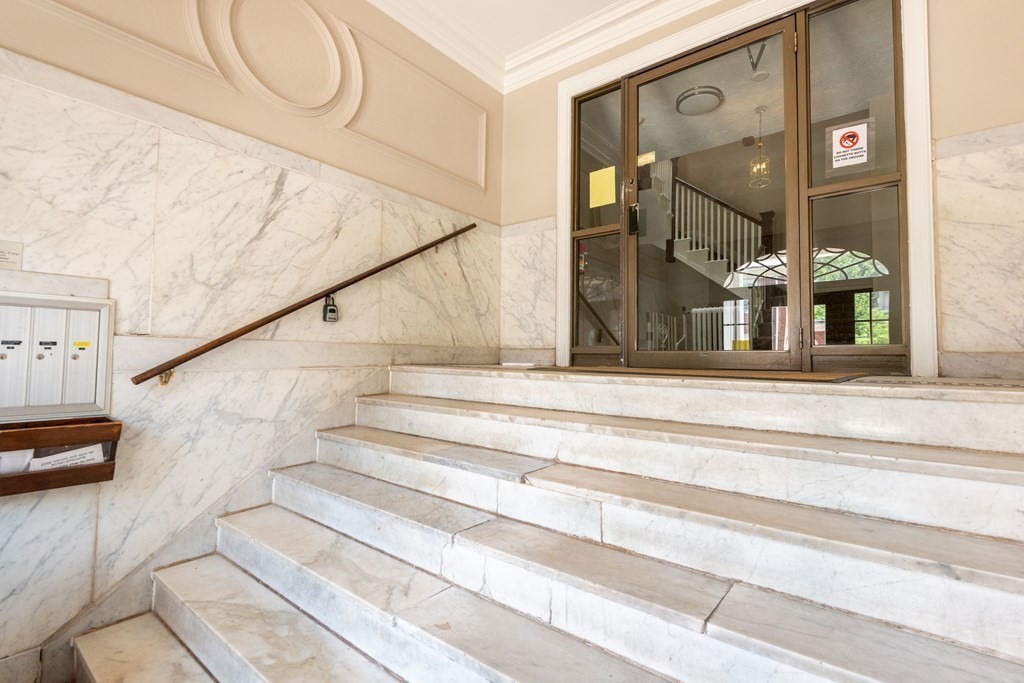 120 Lanark Road, Unit 3 Boston, MA 02135 - Photo 3 of 28