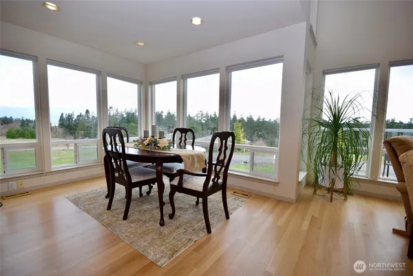 $829,000 | 1031 Spy Glass Lane, Sequim, WA 98382