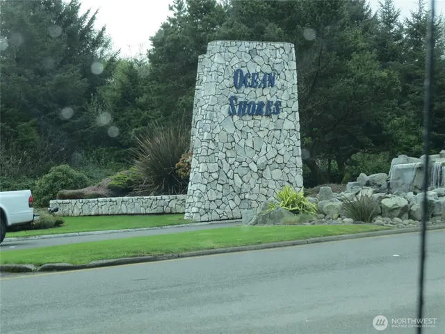 a view of a green field