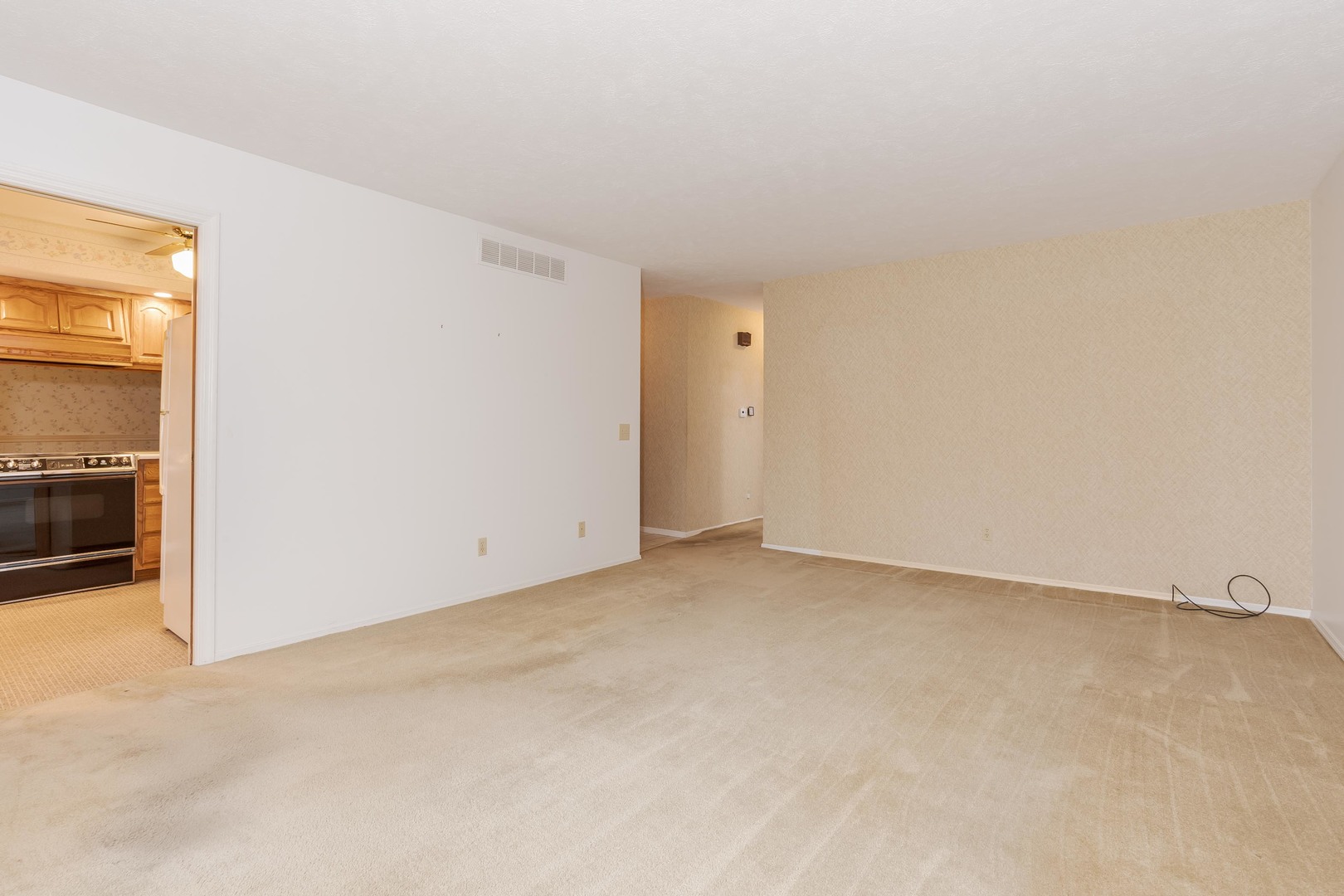209 Riss Drive Normal, IL 61761 - Photo 14 of 36 Gallery Image 14