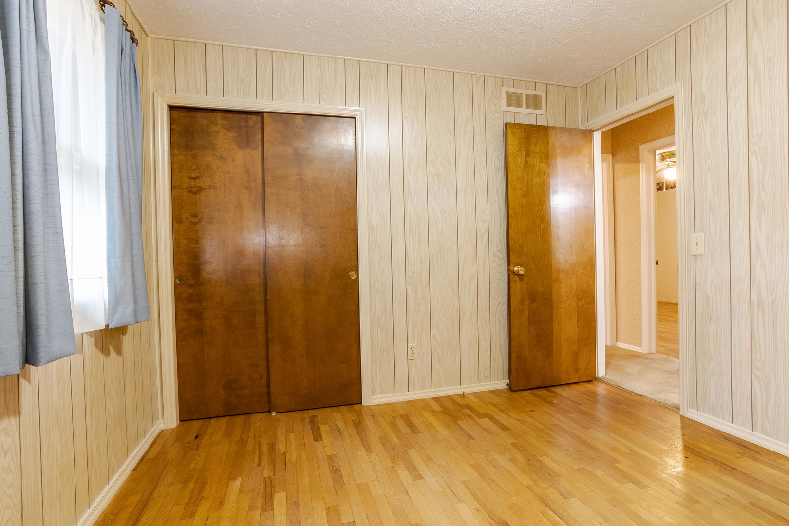 209 Riss Drive Normal, IL 61761 - Photo 17 of 36 Gallery Image 17