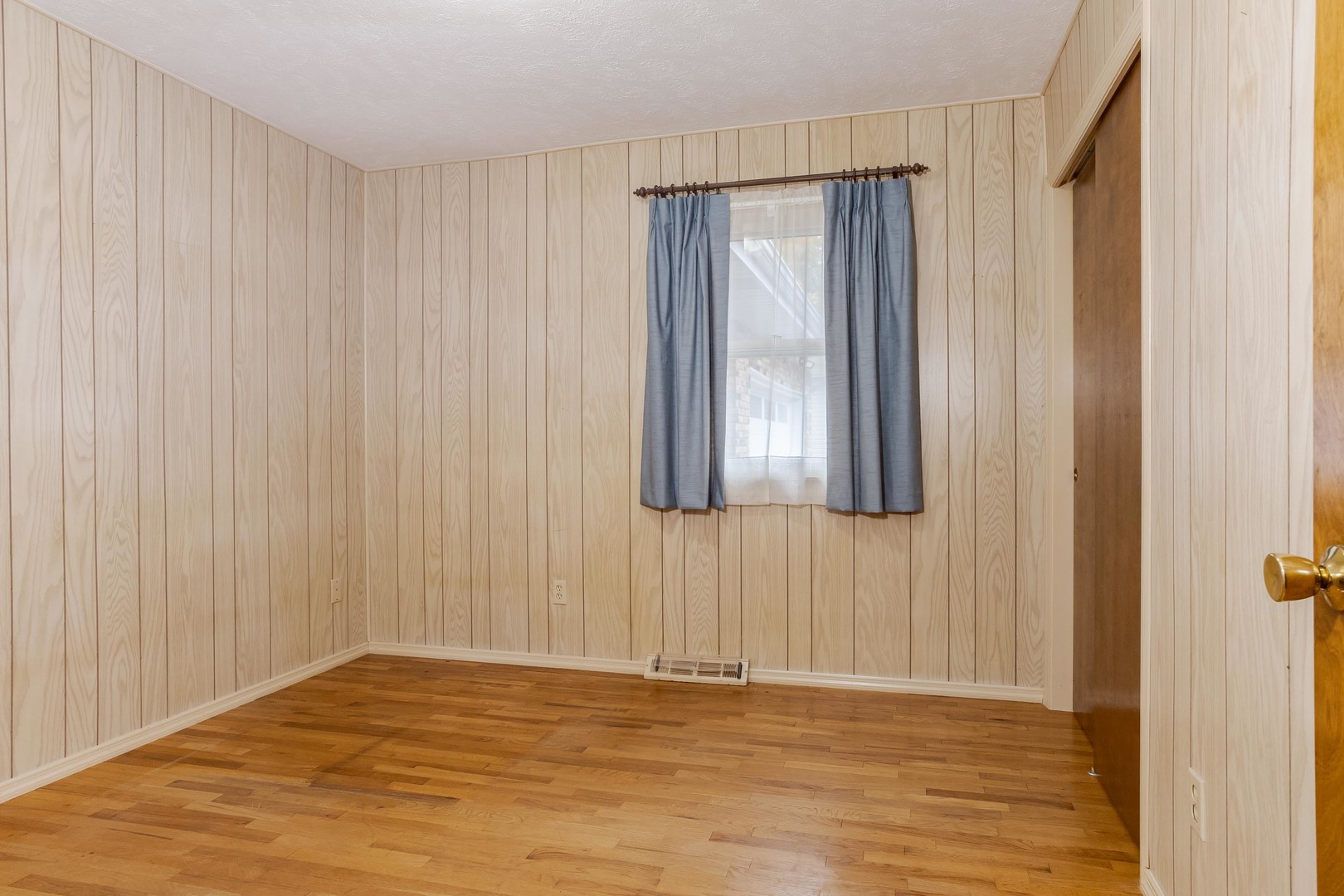 209 Riss Drive Normal, IL 61761 - Photo 8 of 36 Gallery Image 8