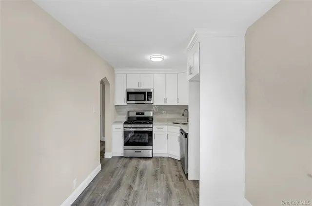 $780,000 | 14 Emporia Avenue, Elmont, NY 11003