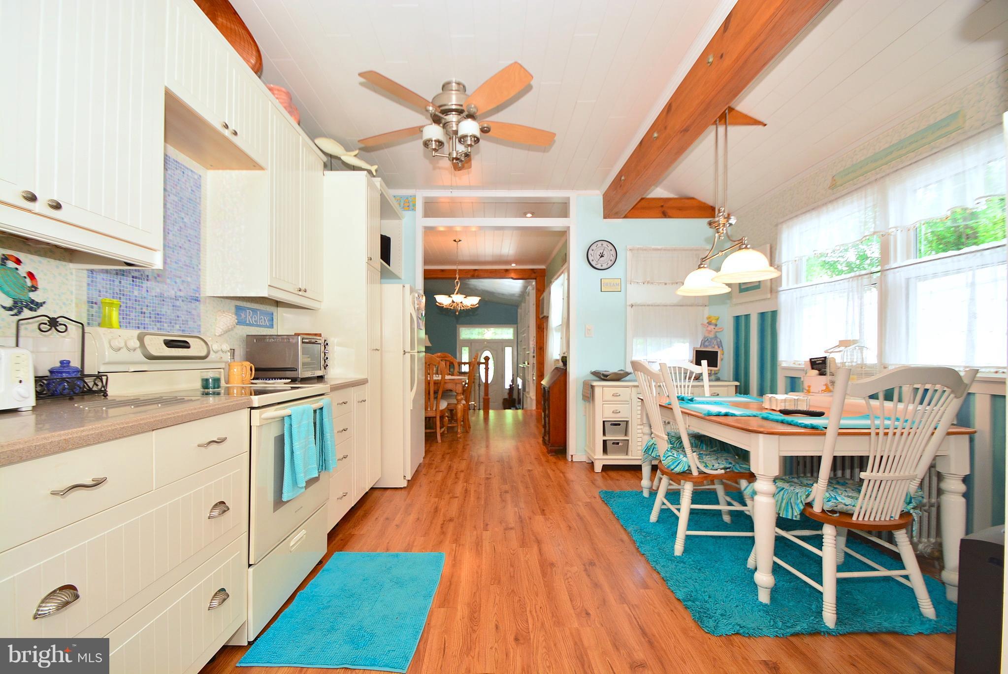 4528 Ridge Road Baltimore, MD 21236 - Photo 3 of 30 Kitchen