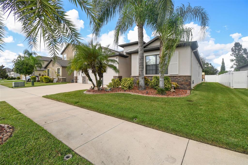 13807 Felix Will Road Riverview, FL 33579 - Photo 3 of 91