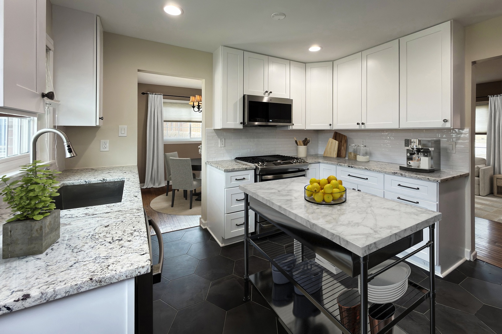 240 Hatlen Avenue Mount Prospect, IL 60056 - Photo 13 of 34