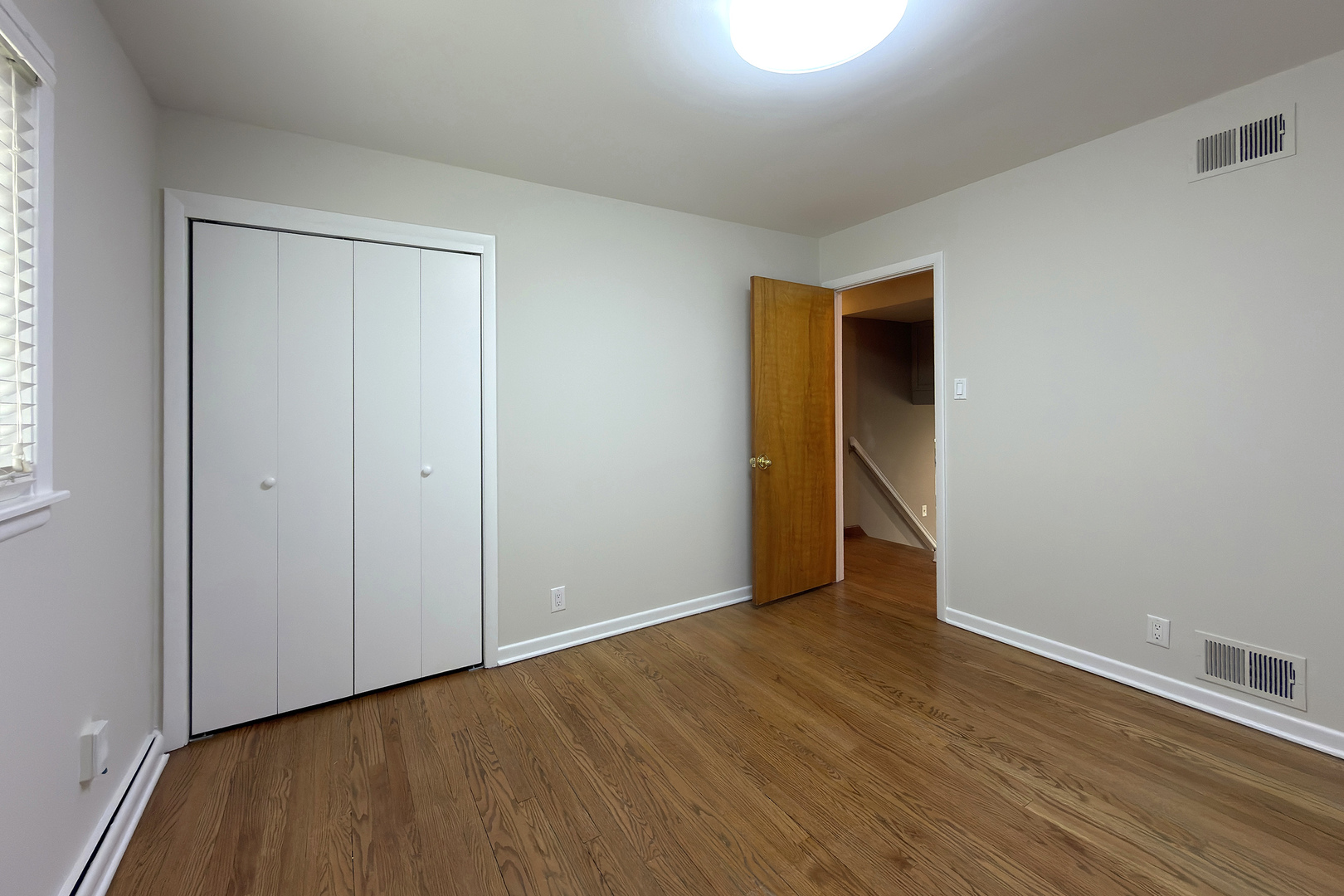 240 Hatlen Avenue Mount Prospect, IL 60056 - Photo 27 of 34