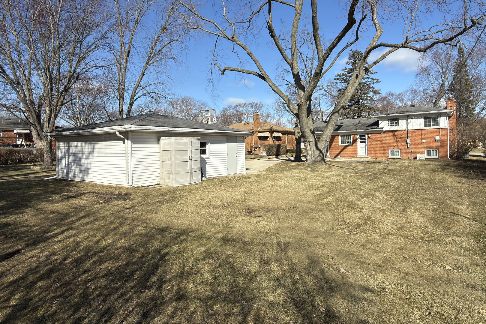 240 Hatlen Avenue Mount Prospect, IL 60056 - Photo 5 of 34
